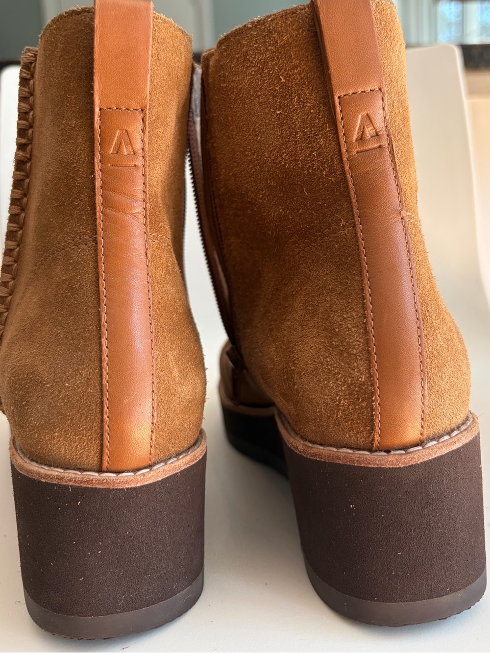 Abeo “Kylie “ suede boots size 9 - Picture 7 of 7